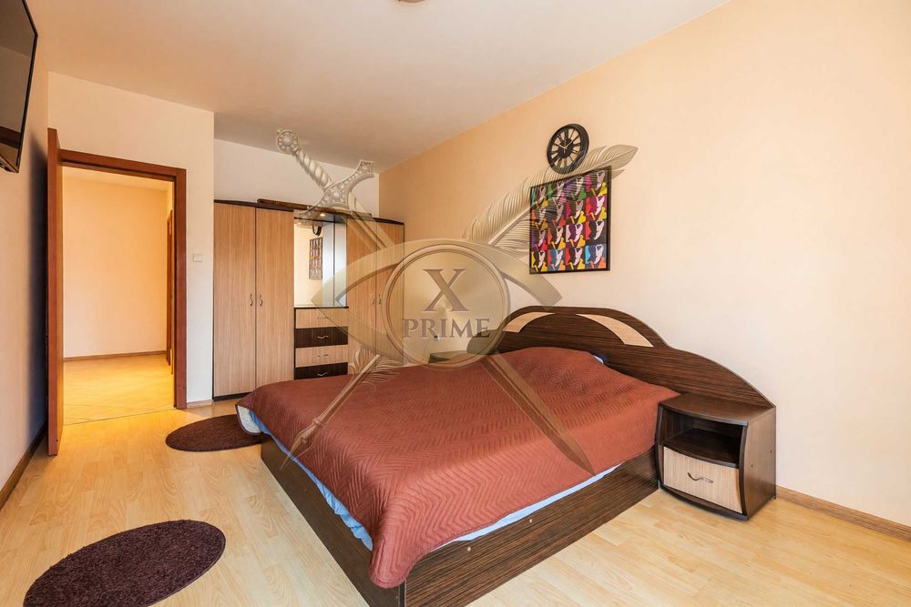 Дава се под наем Четиристаен апартамент в Варна, Център - 150 кв.м за 1200 € - Снимка #2