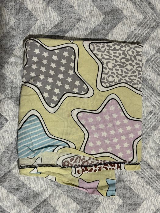 Отдам детское постельное белье и одеяло