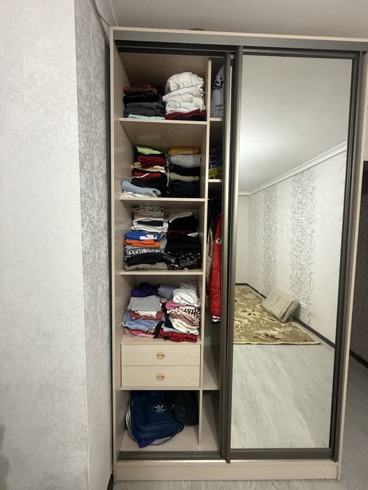 Продам шкаф для детской или спальни