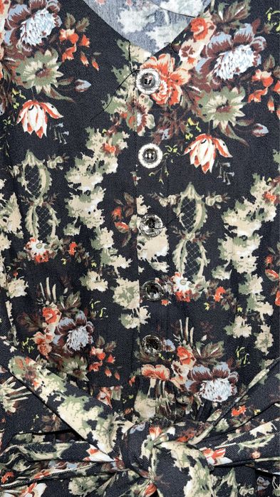 Rochie cu motive florare