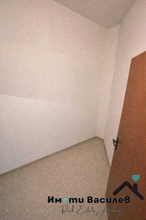 Продава се Тристаен апартамент в София, Център - 111 кв.м за 1006 €/кв.м - Снимка #9