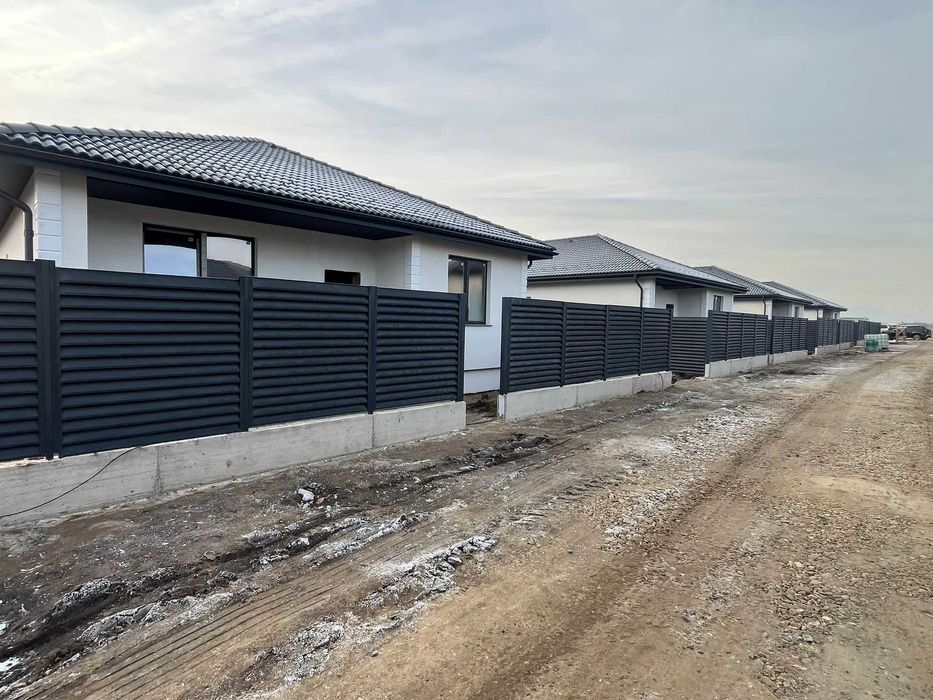 Case dispuse pe parter! Segment premium! Finisaje incluse in pret!