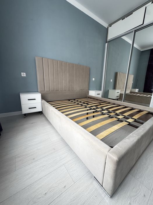 Кровать двуспальная