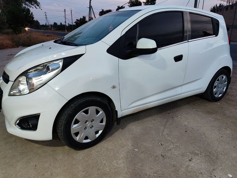 Spark 2012 продаётся