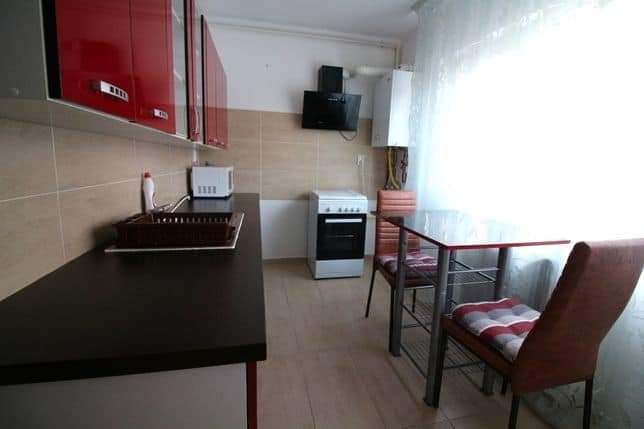 Apartament 2 camere decomandate zona Vivo