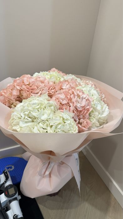 букет гортензии цветы