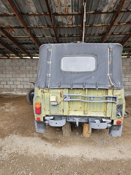 Уазик на запчасти