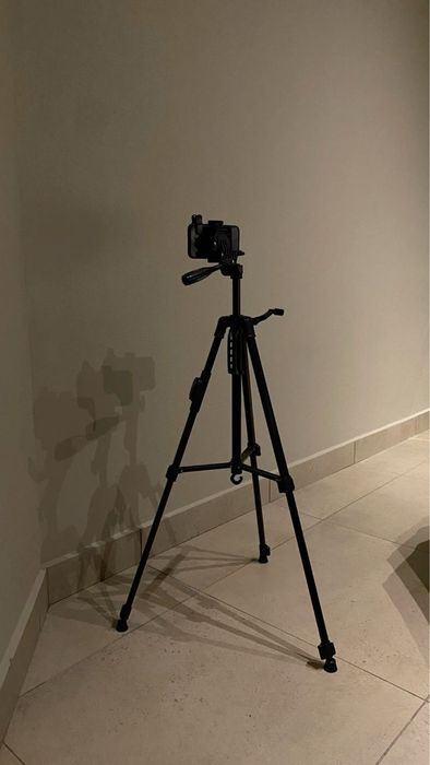 Штатив для фотоаппарата