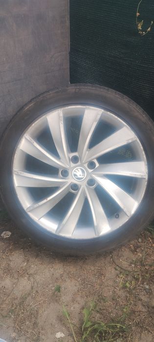 Vând Jante 5x112 R18 cu anvelope