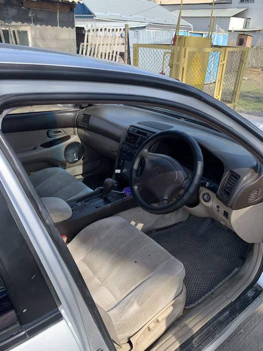 Продам тайота аристо