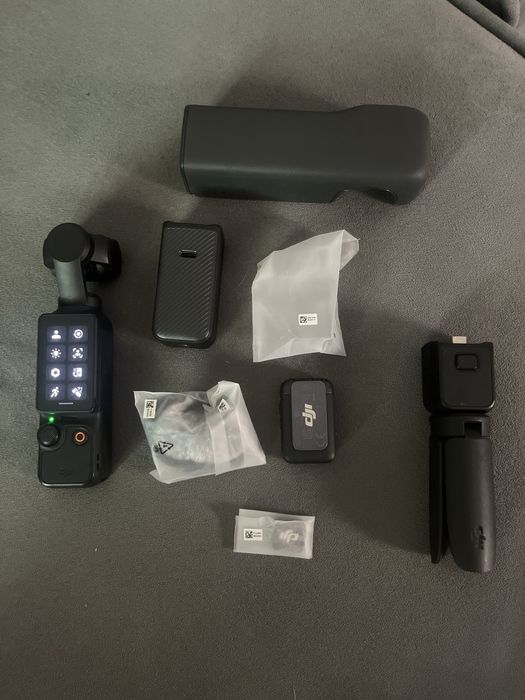 DJI Osmo Pocket 3 Creator Combo.
