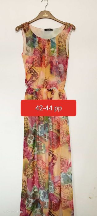 Срочно продам женские одежды