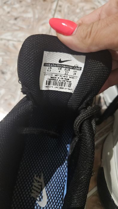 Дамски маратонки Nike