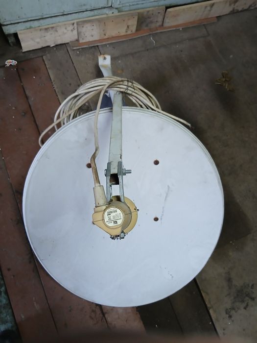 Продам телевизионную тарелку