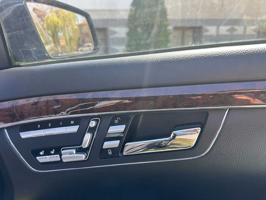 Мерцедес S500 2011 W221