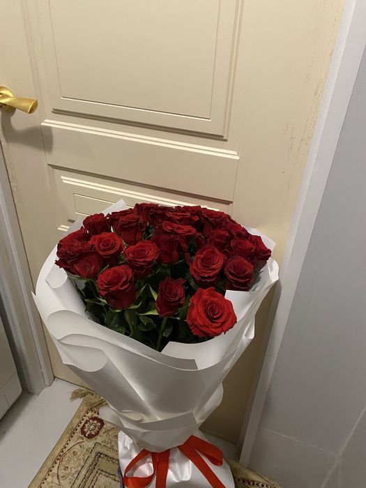 Продаются свежие красивые розы