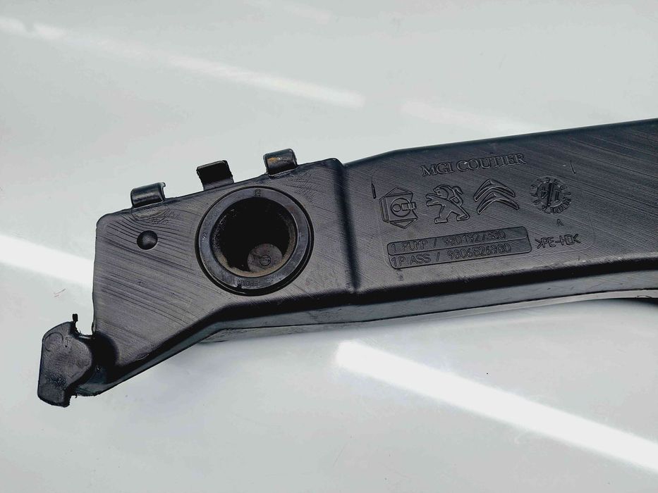 Vas lichid parbriz Peugeot 308 (II) [Fabr 2013-2020] 9801927380 / 980