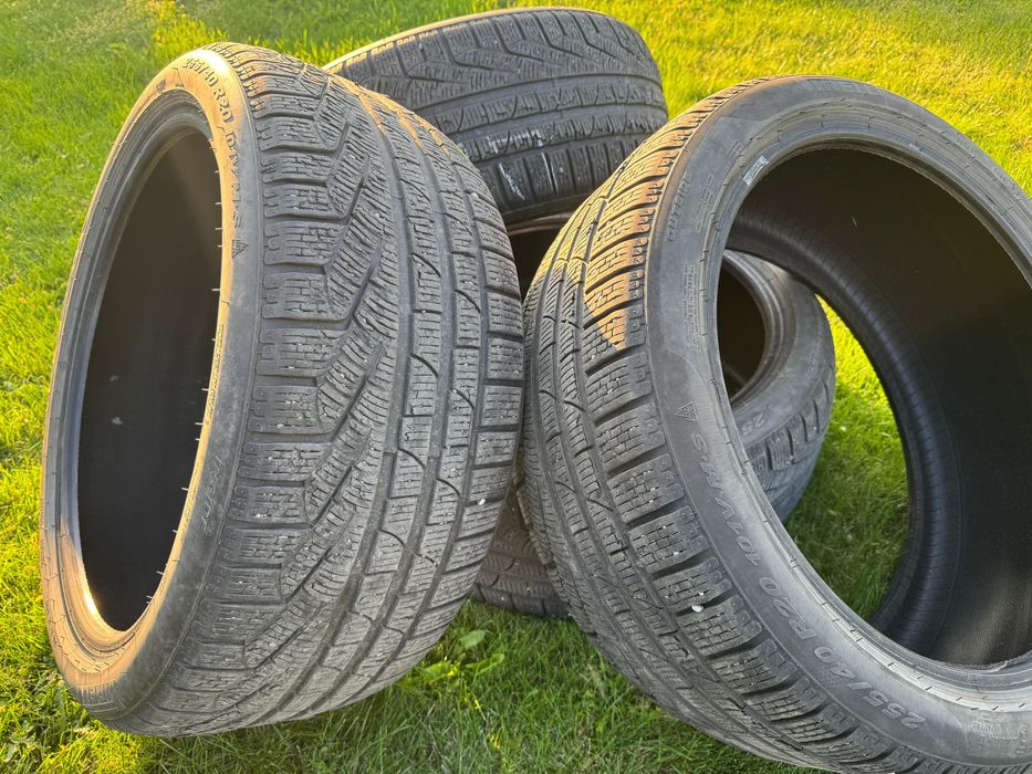 шины для машины  255/40 R20 зимния