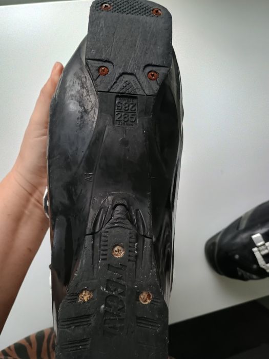 Clapari schi second 43