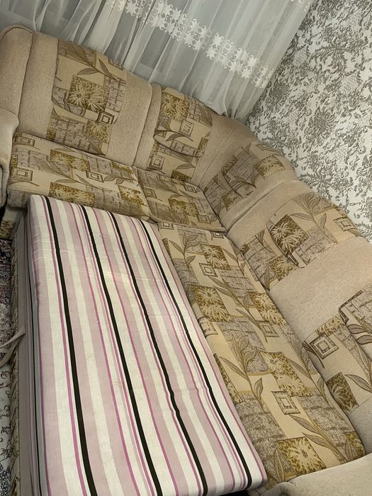 Диван угловой с креслом