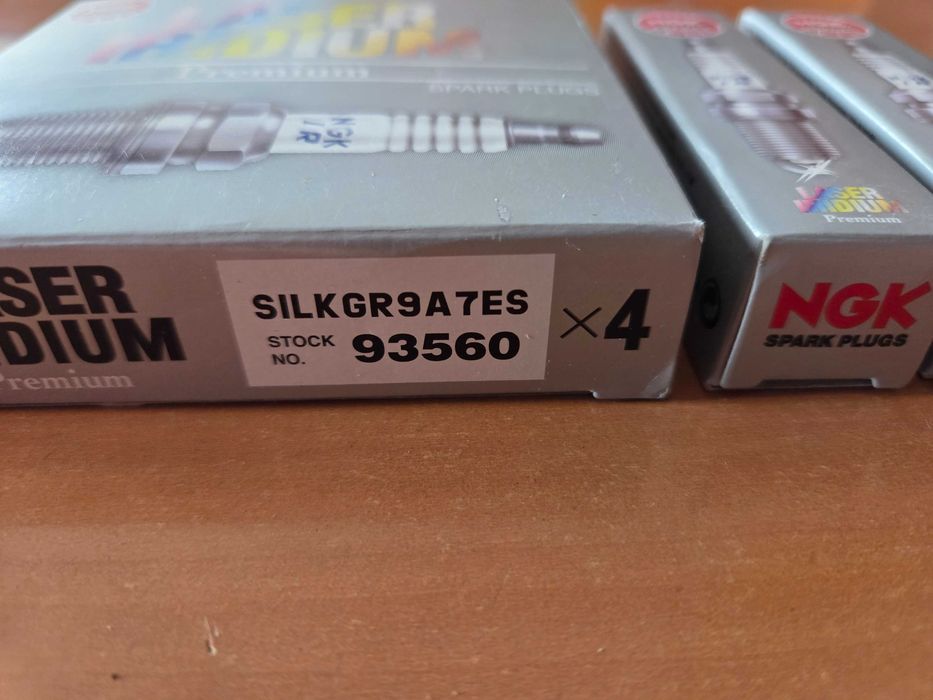 Запалителни свещи NGK 93560