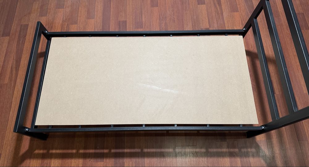 Бир кишилик кровать / Односпальная кровать: 90×190 см. Металл каркас