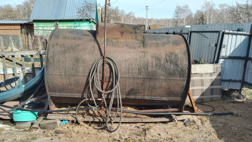 Продам ёмкость для воды