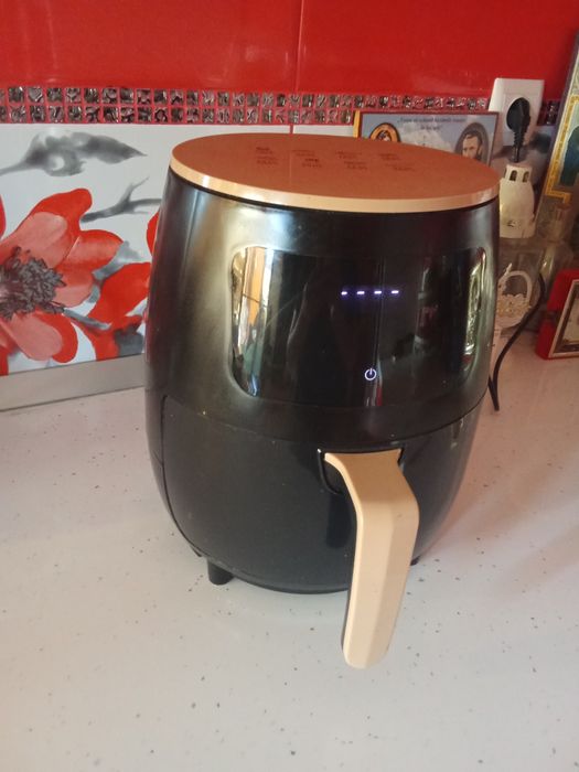 Airfryer nouă l-am folosit de 2 ori