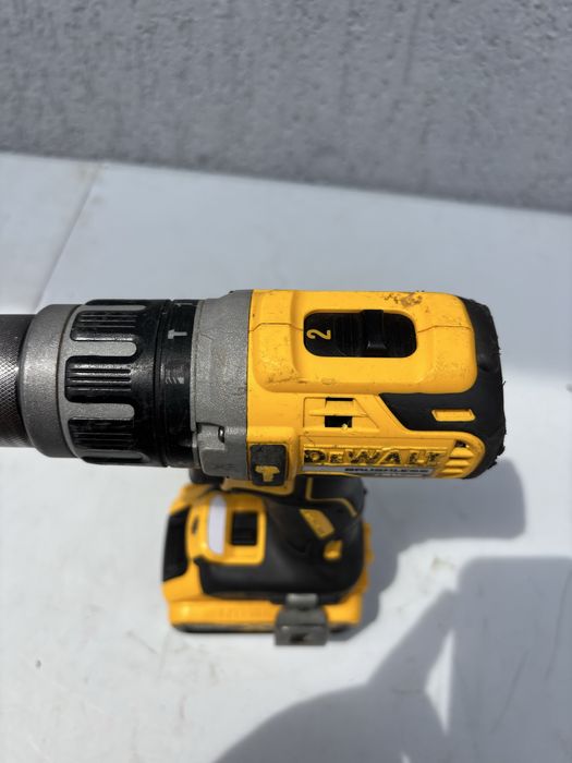 Autofiletanta dewalt cu bataie profesionala