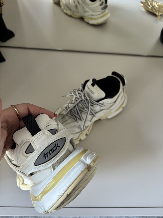 Balenciaga Track