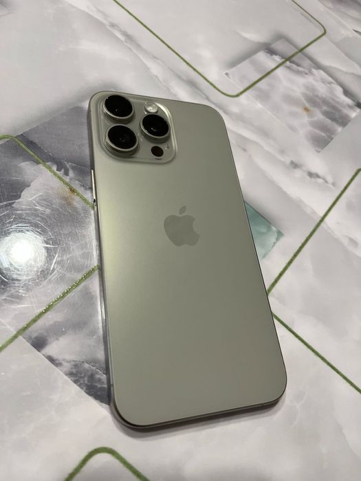 Продам IPhone 15 PRO MAX 256gb