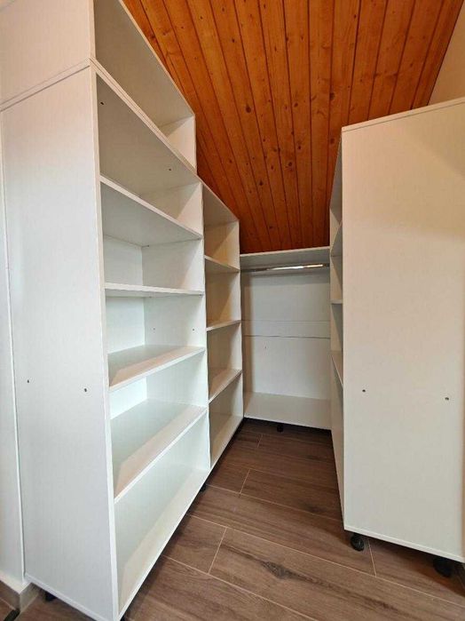 Inchiriem Casa Individuala, 3 Camere, Gradina 320 Mp, Moderna, Harman