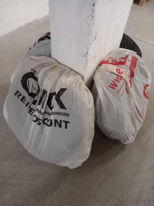 Джанти със зимни гуми Continental 195/65/15 за Peugeot 208