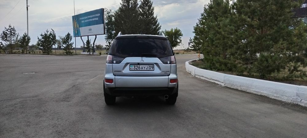 Mitsubishi outlander