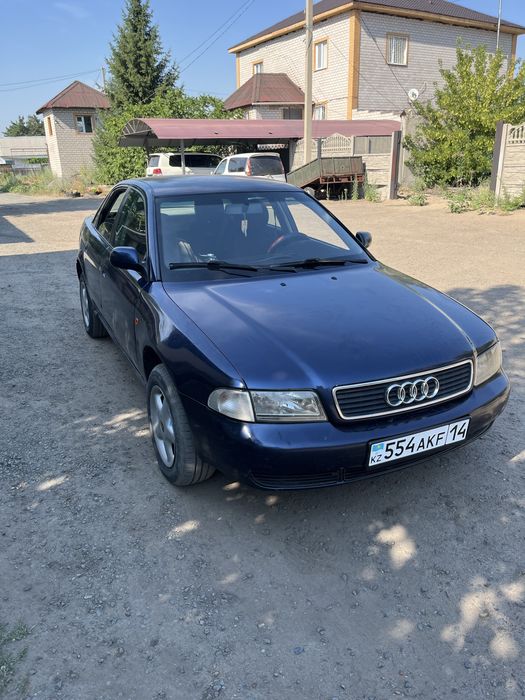 Audi А4 B5 1995 года