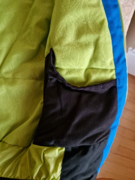 Vand geaca Wedze marime 142 sau 10 ani