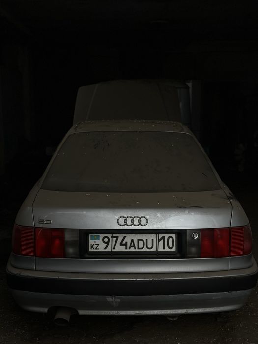 Продам Ауди В4 1994