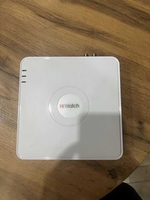 Видеорегистратор Hikvision