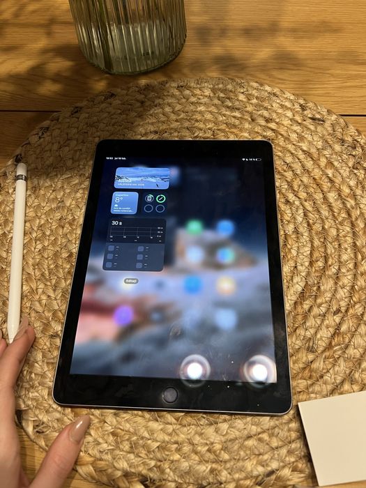 Vând iPad Pro 9.7” – 128 GB