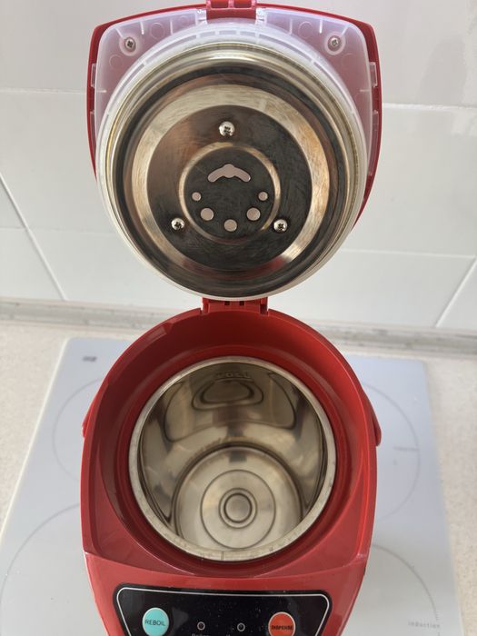 Термопот Vitek 5,8 л