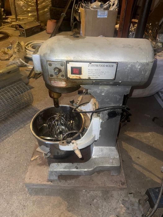 Продам тестомес миксер