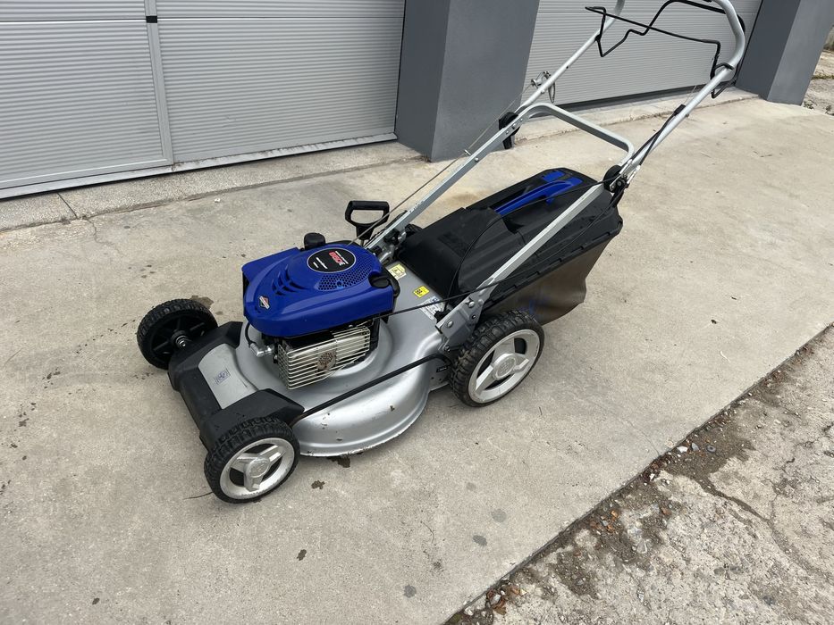 Самоходна косачка LuxTools