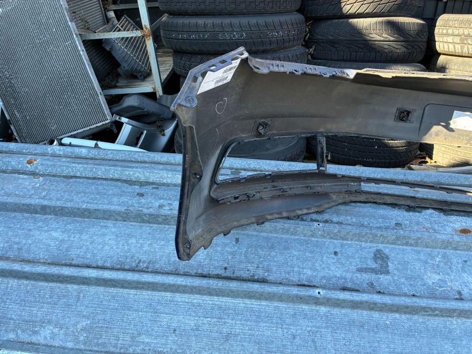 Предна броня Vw Touran. Тоуран. 15-20г. 5TA807221A-L. Оригинална.