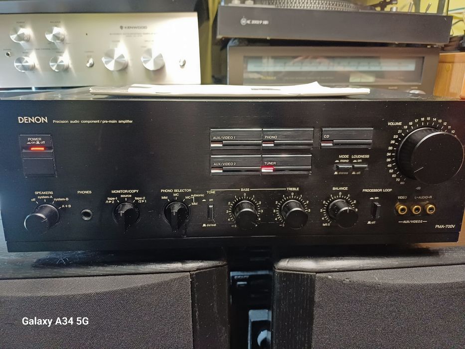 Denon PMA-700v amplificator stereo made in Japan 2x105 w 8ohmi