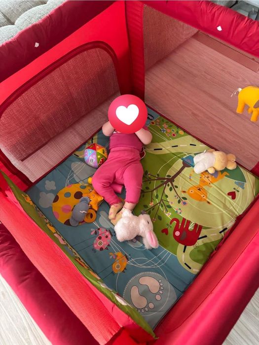 Продавам детска кошара за игра