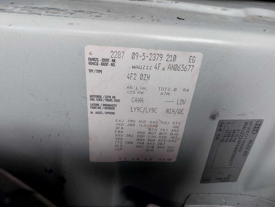 Capota portbagaj SLINE AUDI A6 C6 4F FACELIFT Piese A6 4F 2.0 CAHA LDV