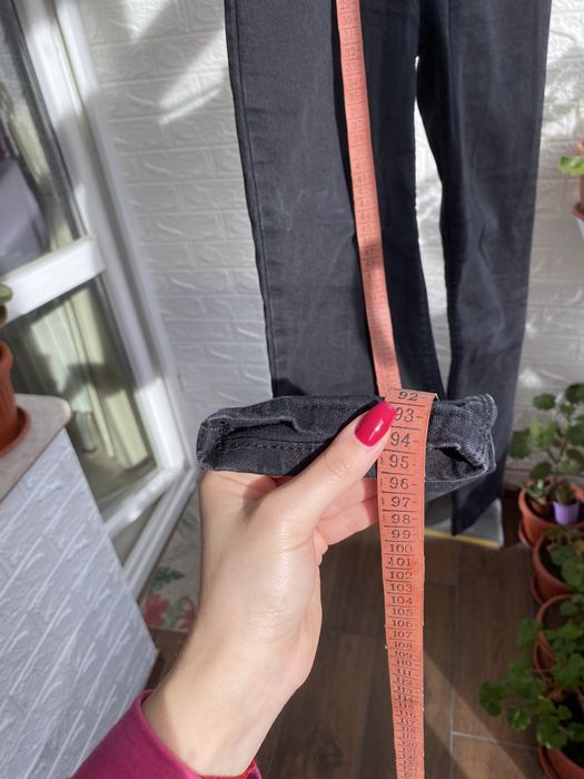 Черни дънки с висока талия