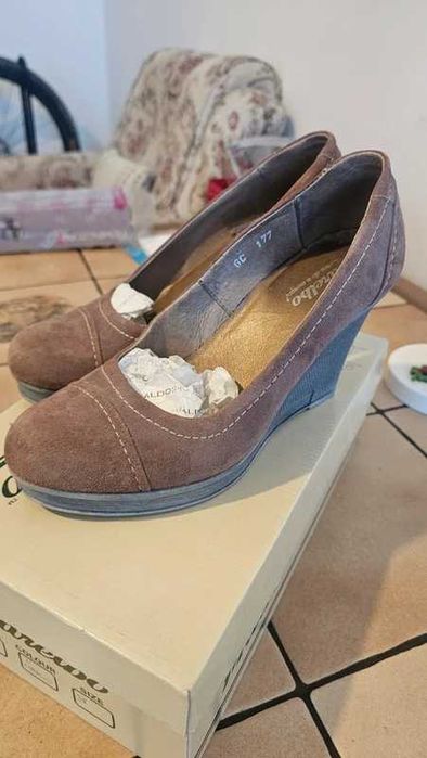 Pantofi din piele întoarsă Marelbo 39