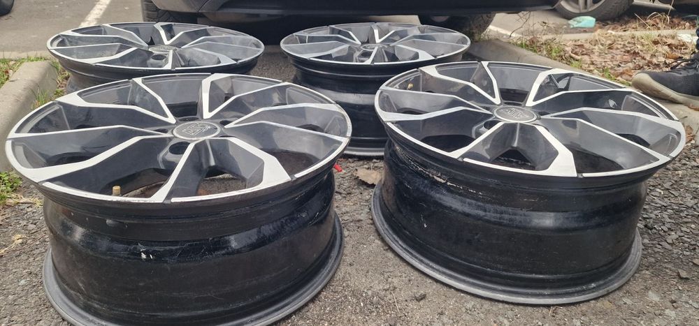 Джанти MSW 42 GLOSS BLACK 7.5JX17" 5X114.3 ET45 CB73