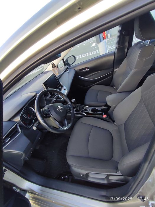 Toyota Corolla Sedan 1.5 model Business